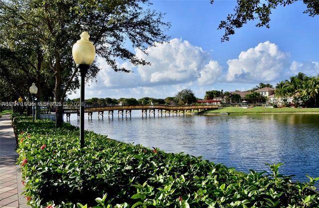 2474 Centergate Dr 103, Miramar, FL 33025