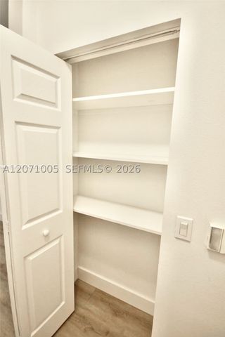 2474 Centergate Dr 103, Miramar, FL 33025