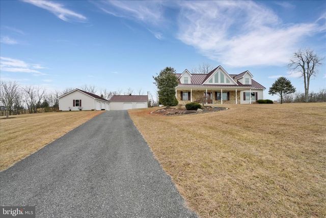 757 E REHRERSBURG RD, Bethel, PA 19507