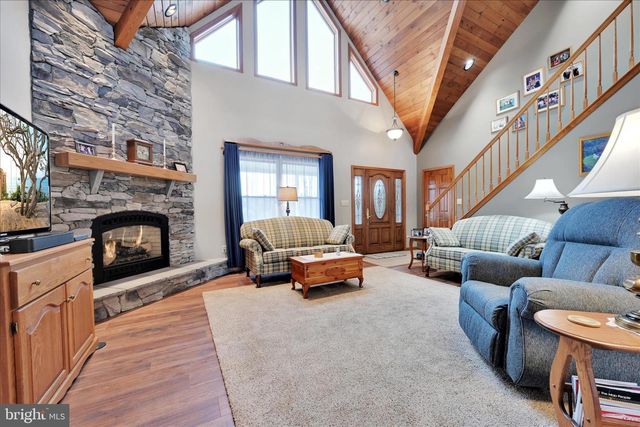 757 E REHRERSBURG RD, Bethel, PA 19507