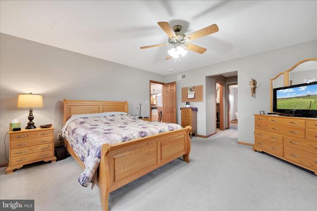 757 E REHRERSBURG RD, Bethel, PA 19507