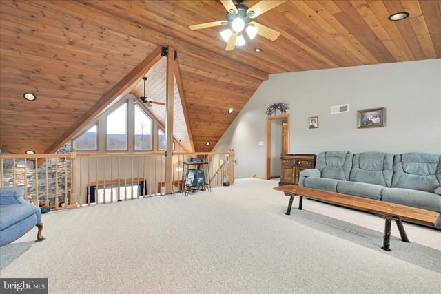 757 E REHRERSBURG RD, Bethel, PA 19507