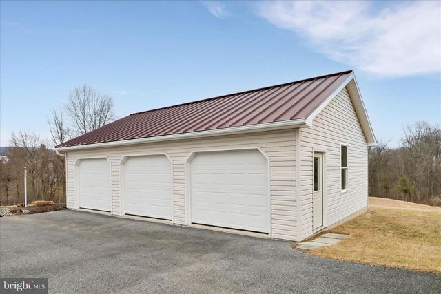 757 E REHRERSBURG RD, Bethel, PA 19507