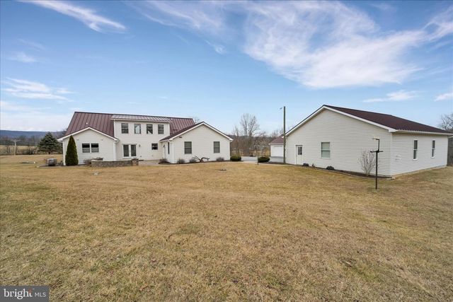 757 E REHRERSBURG RD, Bethel, PA 19507