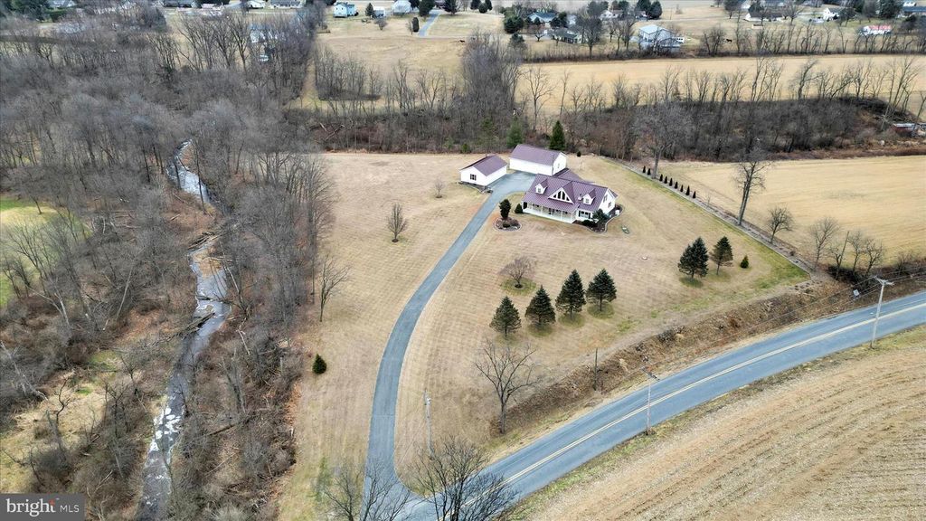 757 E REHRERSBURG RD, Bethel, PA 19507