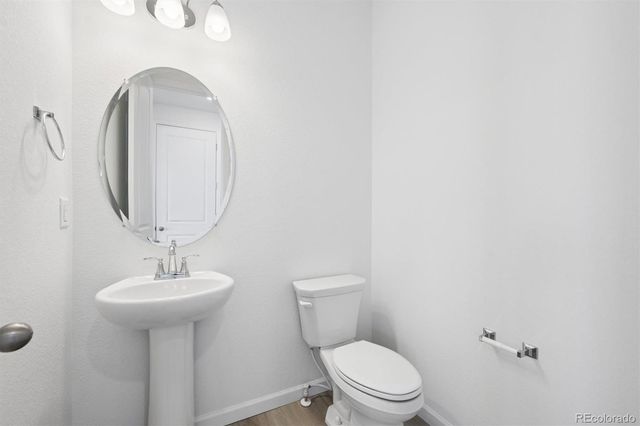 414 S Rifle Street, Aurora, CO 80017