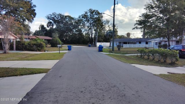 2653 SANDRA Lane, Jacksonville, FL 32208