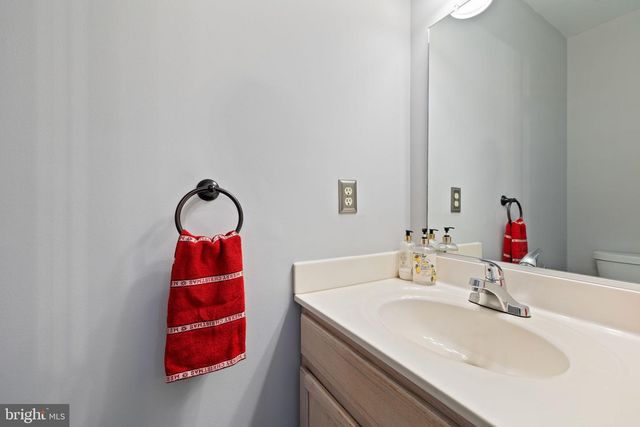 122 DORSET LN, Warrenton, VA 20186