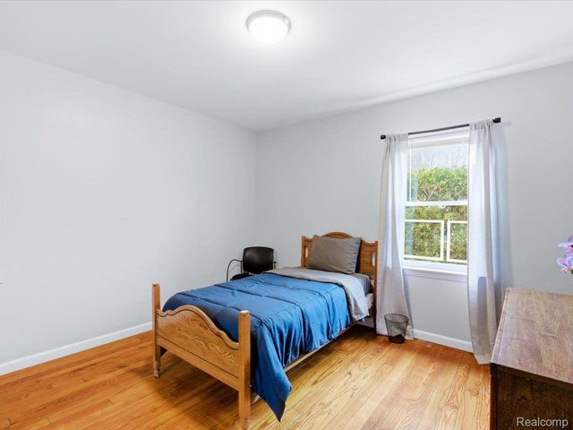 1218 Center Avenue, Port Huron, MI 48060