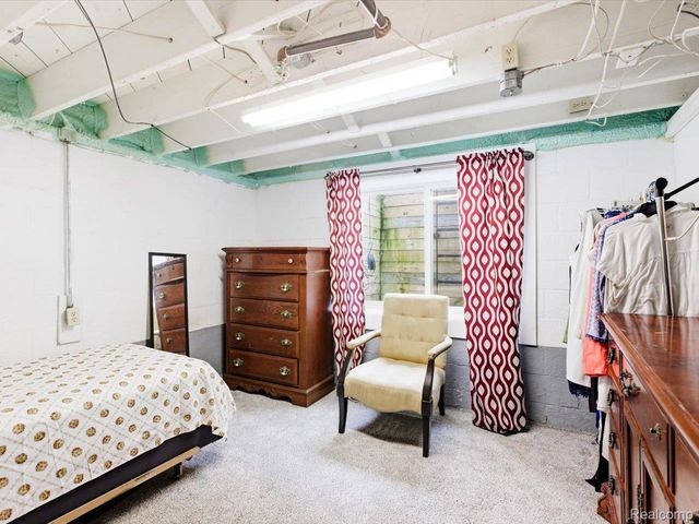 1218 Center Avenue, Port Huron, MI 48060