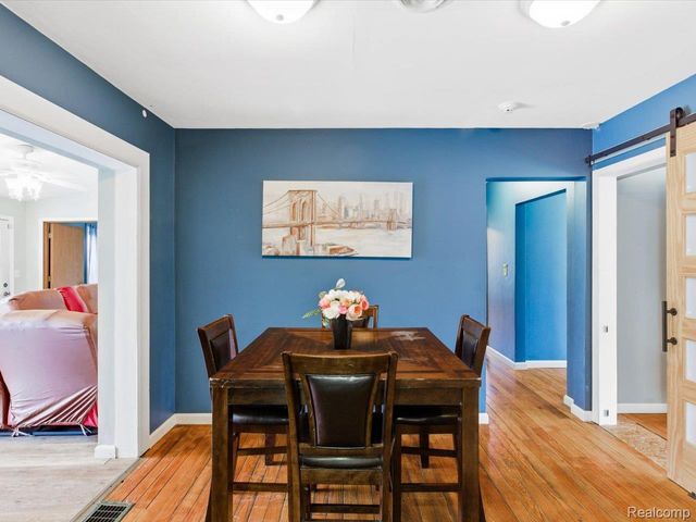 1218 Center Avenue, Port Huron, MI 48060