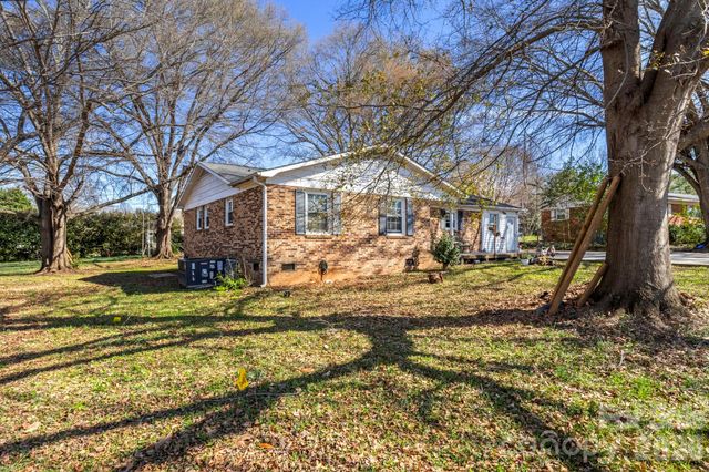 4209 Heatherstone Drive, Gastonia, NC 28056
