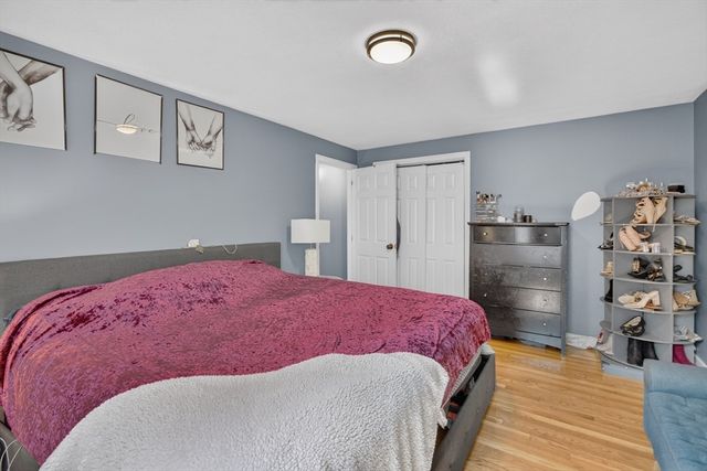 27 Mary Kennedy Dr, North Attleboro, MA 02760