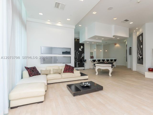 350 S MIAMI AVE 1912, Miami, FL 33130