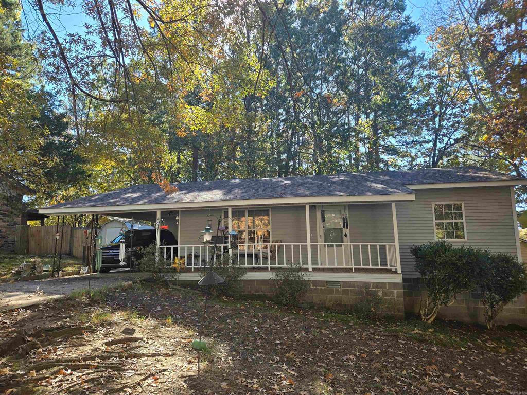 429 E Moore Street, Heber Springs, AR 72543