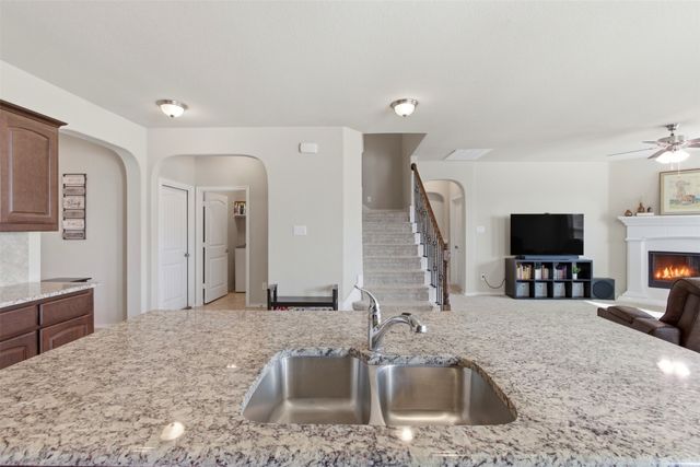 2745 Albatross Lane, Fort Worth, TX 76177