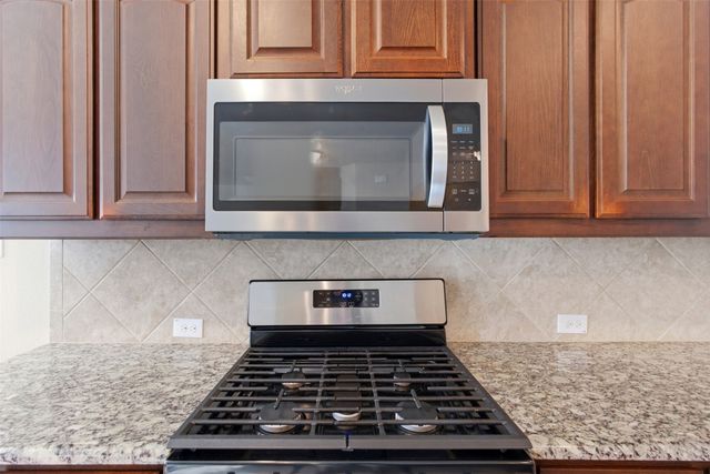 2745 Albatross Lane, Fort Worth, TX 76177