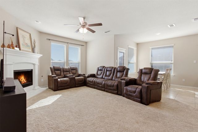 2745 Albatross Lane, Fort Worth, TX 76177