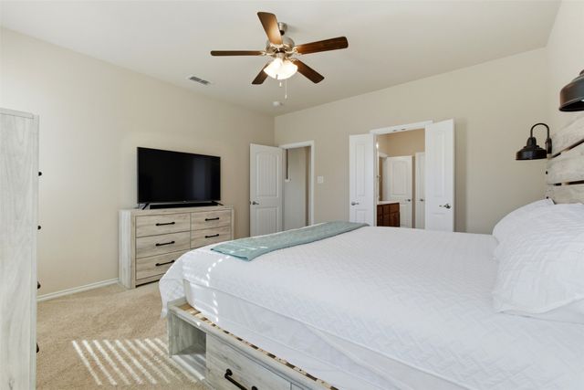 2745 Albatross Lane, Fort Worth, TX 76177