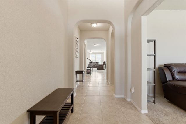 2745 Albatross Lane, Fort Worth, TX 76177