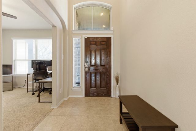 2745 Albatross Lane, Fort Worth, TX 76177