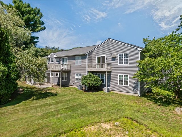 18 Pond Court C, North Providence, RI 02904