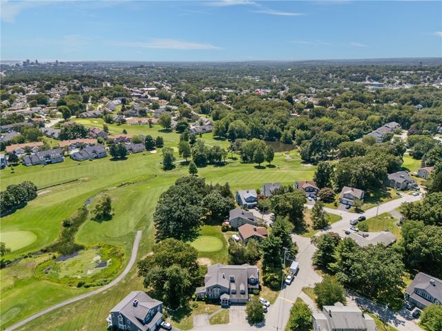 18 Pond Court C, North Providence, RI 02904