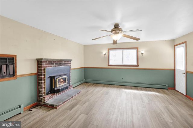 324 BOW LN, Gilbertsville, PA 19525