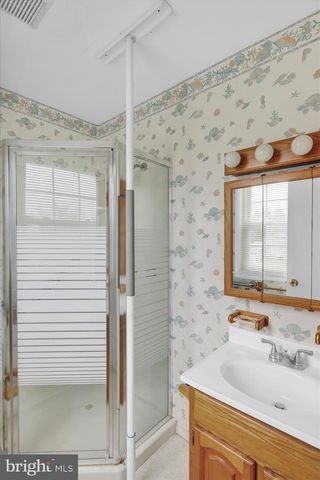 324 BOW LN, Gilbertsville, PA 19525