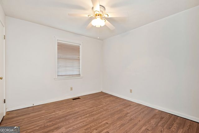 303 Jennys Cove Road, Cleveland, GA 30528