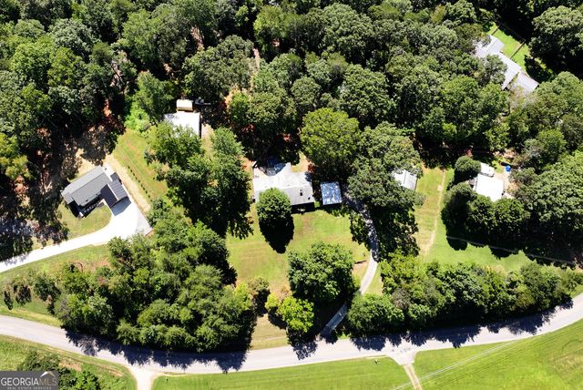 303 Jennys Cove Road, Cleveland, GA 30528