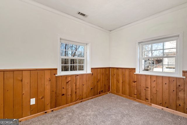 303 Jennys Cove Road, Cleveland, GA 30528