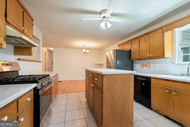 303 Jennys Cove Road, Cleveland, GA 30528