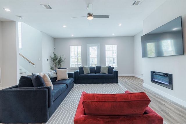 7814 De Priest Street, Houston, TX 77088