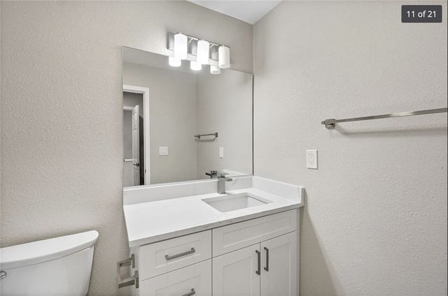 1024 Mission D, Costa Mesa, CA 92626