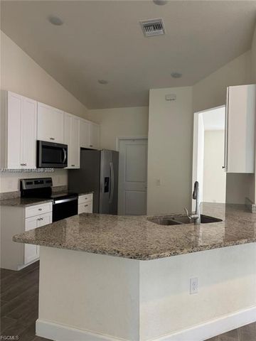 2614 27th ST W, Lehigh Acres, FL 33971