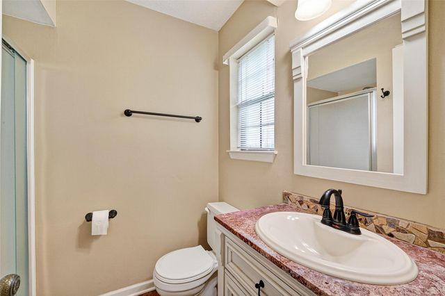 210 Woodhaven Street, Highlands, TX 77562