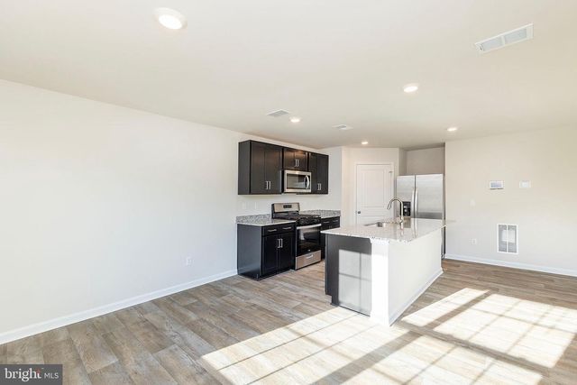 5215 CROOKED LN, Stephens City, VA 22655