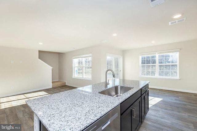 5215 CROOKED LN, Stephens City, VA 22655