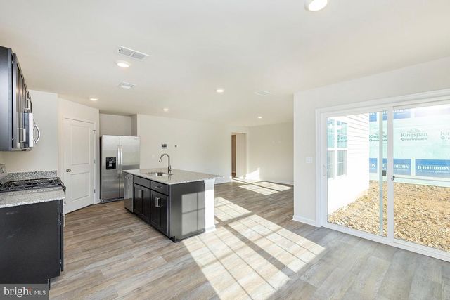 5215 CROOKED LN, Stephens City, VA 22655