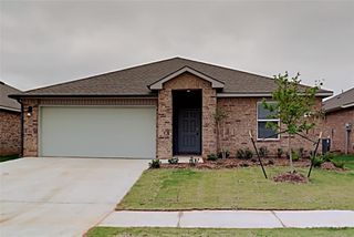 4221 Moonlight Road, Mustang, OK 73064