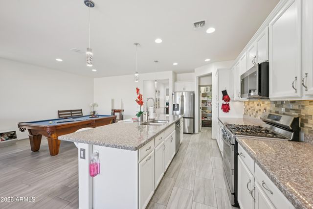 17452 W SPRING Drive, Goodyear, AZ 85338