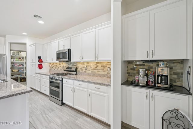 17452 W SPRING Drive, Goodyear, AZ 85338