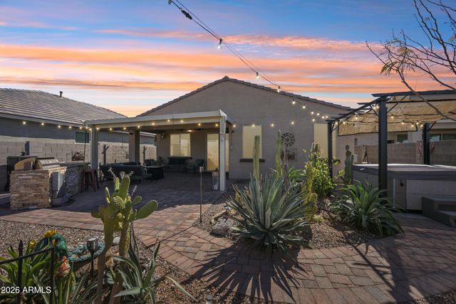 17452 W SPRING Drive, Goodyear, AZ 85338