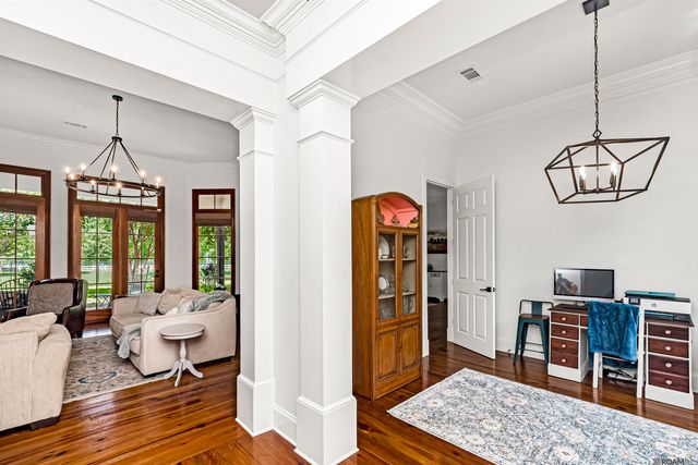 23943 Sunnyside Ln, Zachary, LA 70791