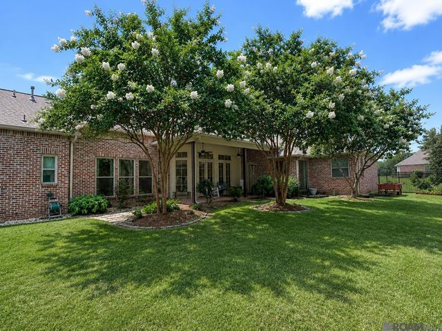 23943 Sunnyside Ln, Zachary, LA 70791