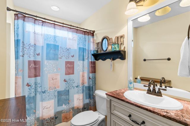 104 NE 26th Street, Oak Island, NC 28465