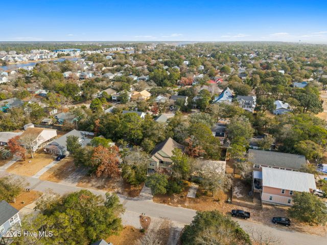 104 NE 26th Street, Oak Island, NC 28465