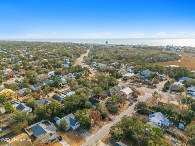 104 NE 26th Street, Oak Island, NC 28465