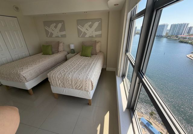 3530 Mystic Pointe Drive 2303, Aventura, FL 33180